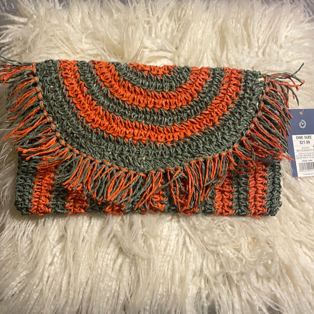 Straw Clutch